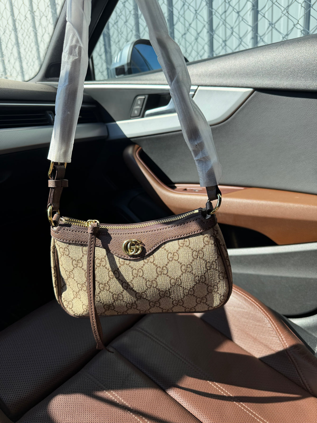 Gucci Bag 🎀 (Brown)