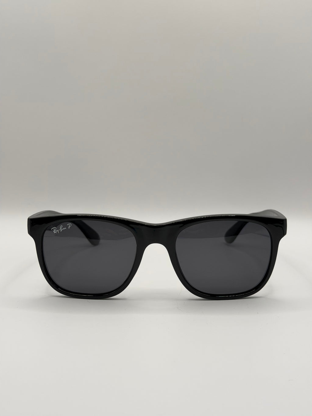 Ray ban