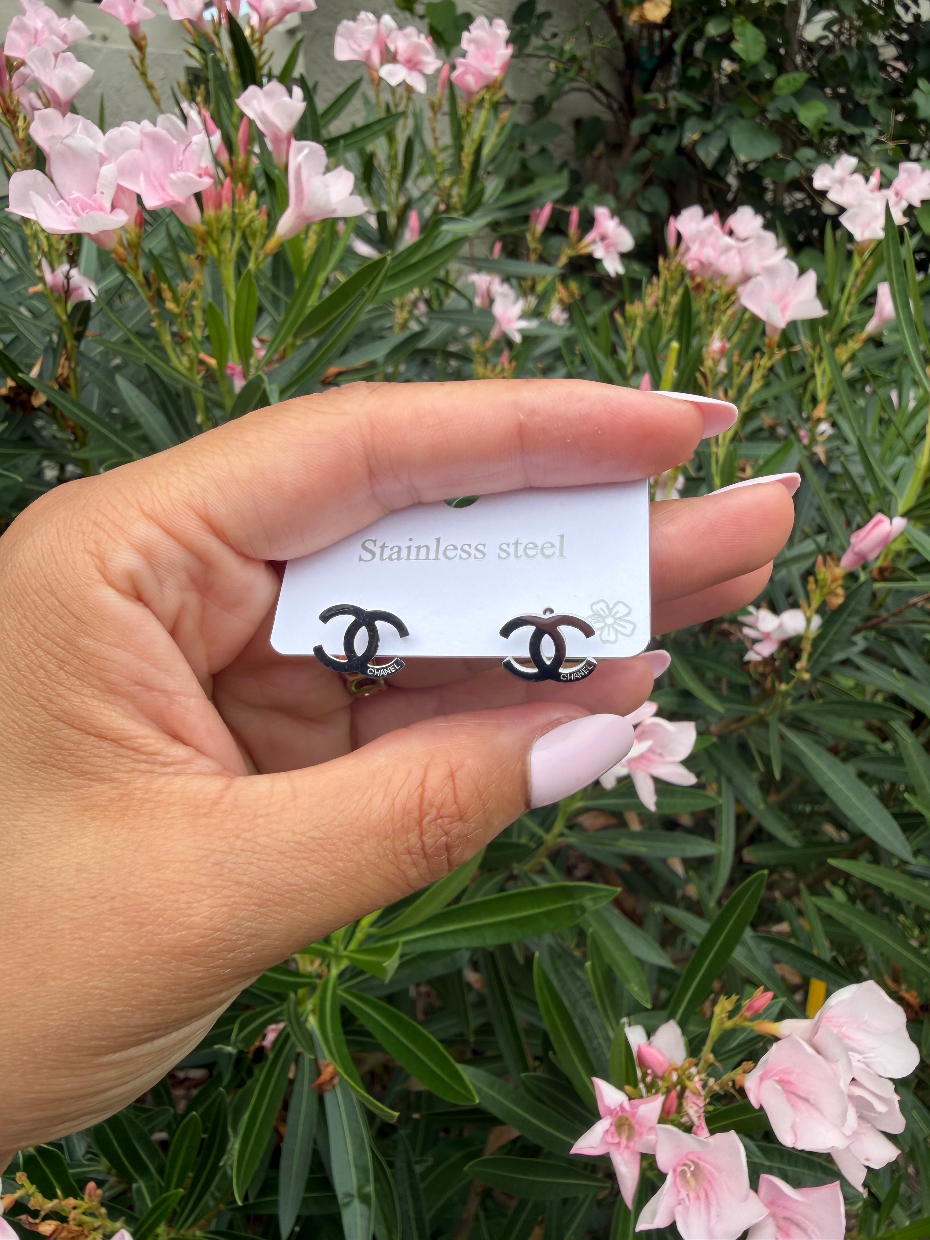 Chanel small studs